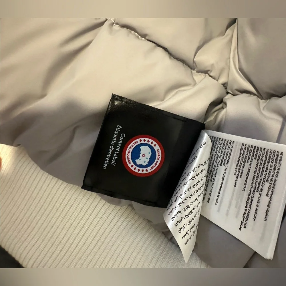 Canada Goose Chilliwack Bomber - ISO Northern Lights - Picture 3 of 8